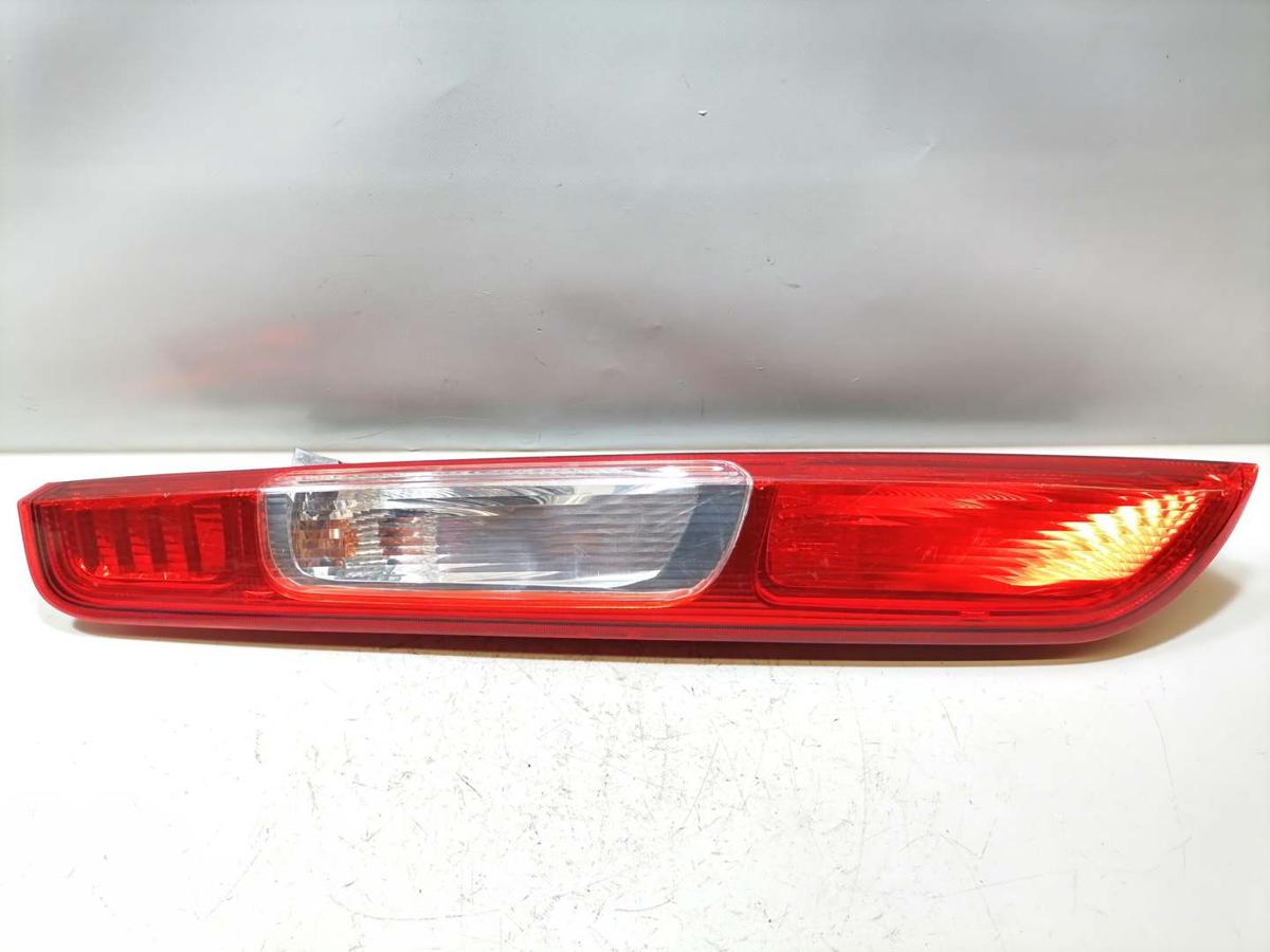 Ford Fcus 2 original R&uuml;cklicht R&uuml;ckleuchte Schlussleuchte links Flie&szlig;heck Bj.2006